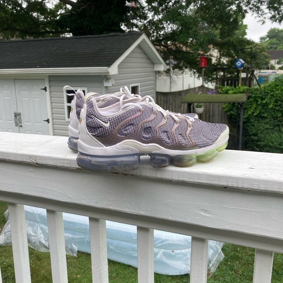 Nike Vapormax Grid Pattern size 9.5 mens - Picture 4 of 11